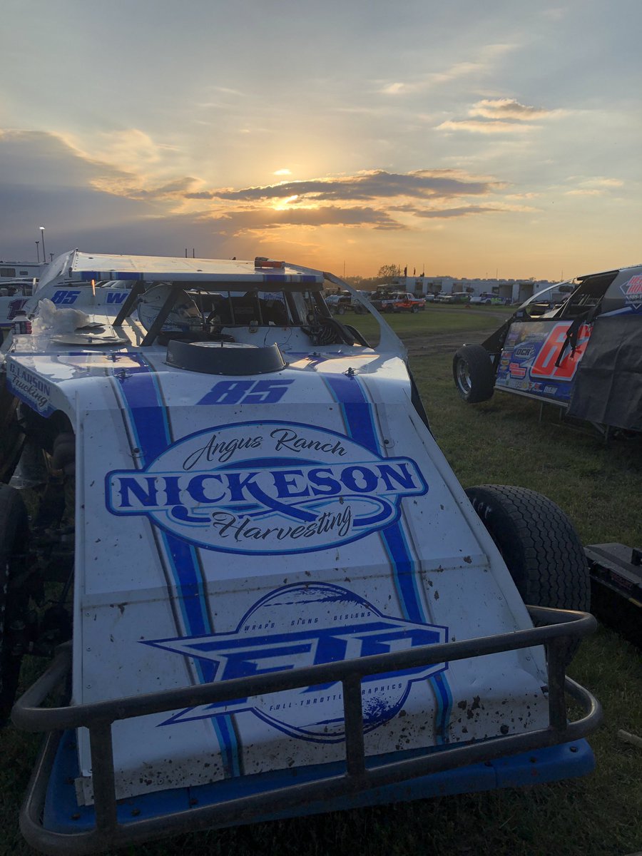 GoodMotorsports's tweet photo. Brooks was watching the feature &amp; cheering! Okay maybe he was just trying to find something on the ground to eat... heat race started 3rd &amp; finished 4th. Feature started 9th &amp; finished 9th! Casino Speedway tomorrow! #k1racegear https://t.co/qd1pjwgIxG