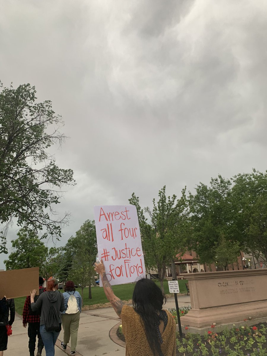 alexandriajoh's tweet photo. A pictures worth a thousand words so .... #coloradoprotest https://t.co/7oGEZoRAIT