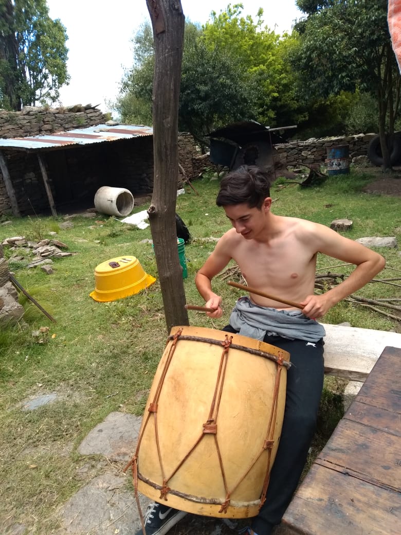 lamoly04's tweet photo. #ElBaileentucasa a full https://t.co/V5YUZcVjVq