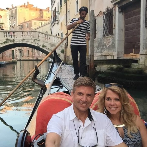 tammypacktalks's tweet photo. August 2015, Venice... back when we could travel. Boy, did we look young! One bright spot of the COVID-19 crisis... I hear the earth has gotten a bit of a break with fewer cars on the roads, ships in the sea and planes in the air... the canals of Venice are supposedly clearer tha https://t.co/YLKb3z2nBd