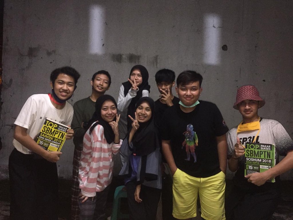 daisyeflow tweet media