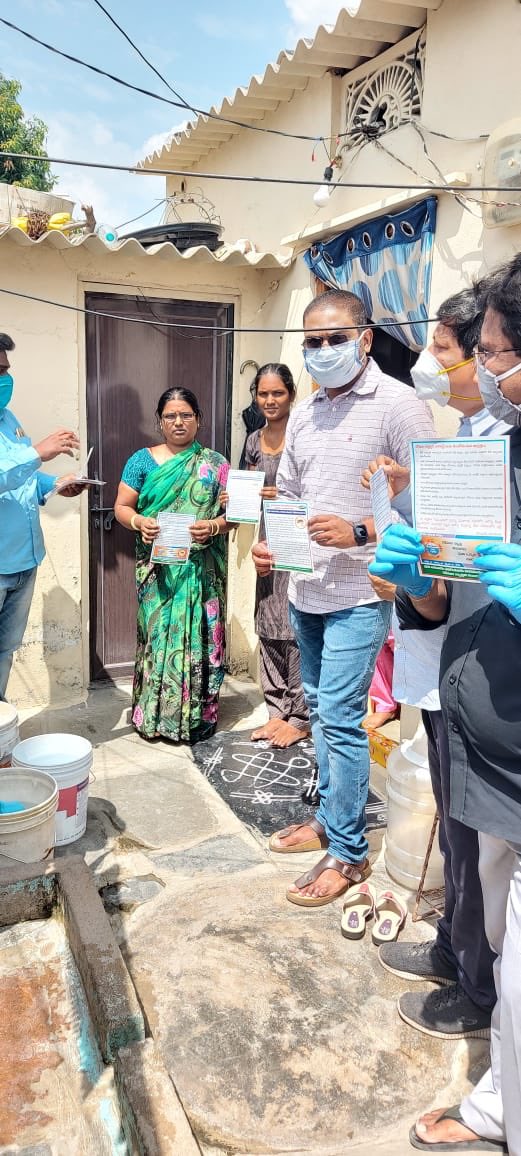 Motivated residents of Stalin Nagar on “10am-10mins-10Sundays” program as per the instructions of @KTRTRS Sir. Participated in the campaign along with Entomology Staff,AMOH & residents.Cleared few water stagnation points & ALO activities were carried out.@ZC_SLP @arvindkumar_ias