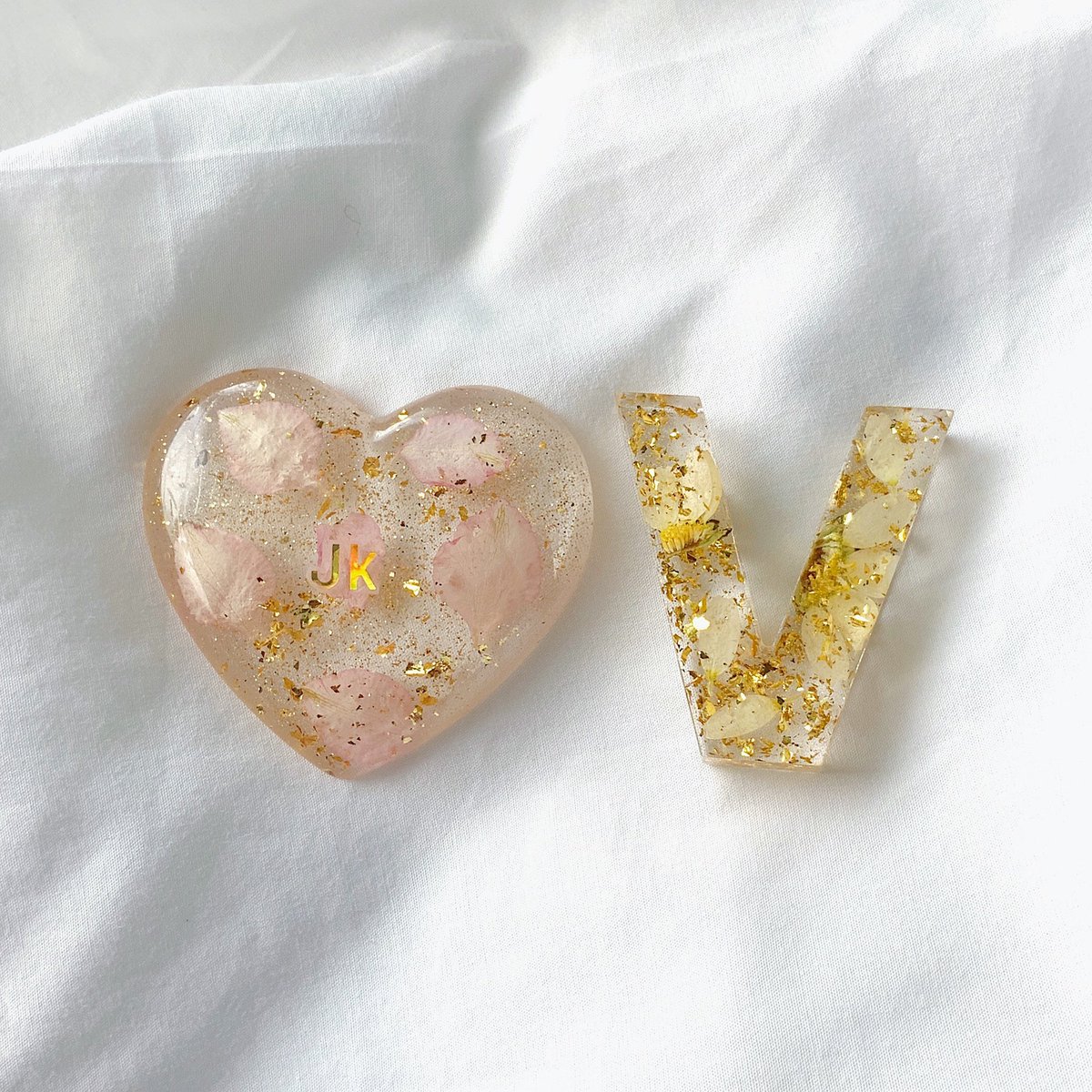 floridclouds's tweet photo. bisa custom ✨ dm for info
#resincrafts #kpopcraft #kpopcharm #custom #ganci #gantungankuncibts #gantungankunciexo #gantungankuncikpop #kpopresin #ganciblackpink #gantungankuncicustom #gantungankuncitwice #btskeychain #exokeychain #keychainblackpink #customkeychain #kpopkeychain https://t.co/VYIZL1NkfH