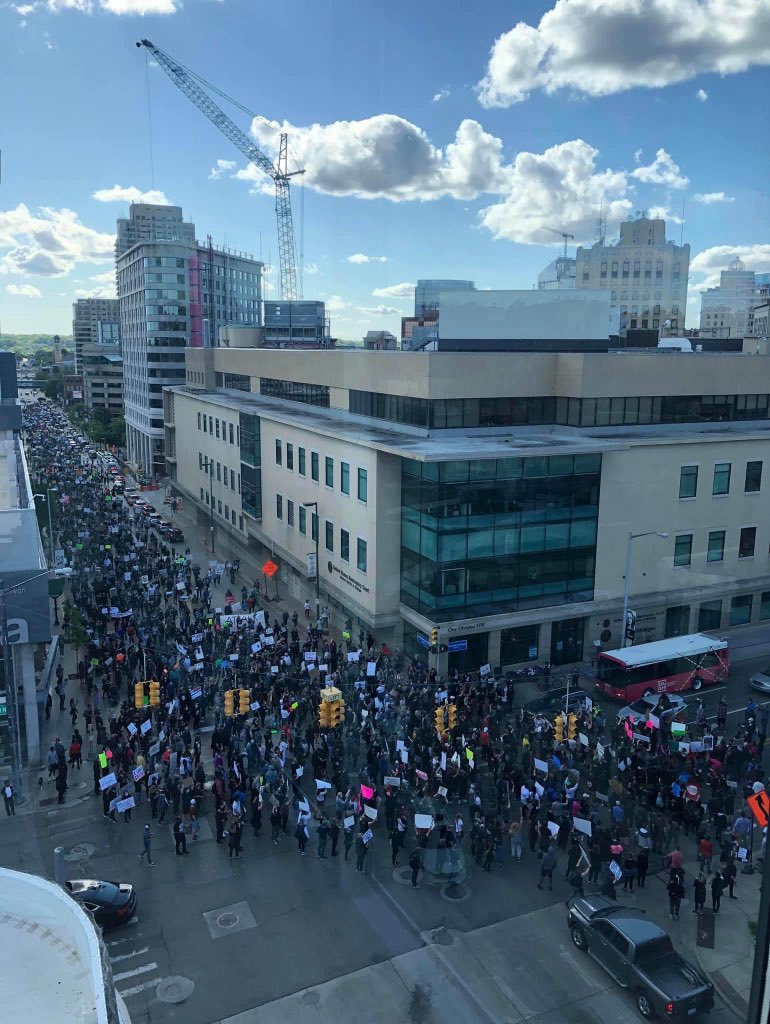 Grand Rapids, Michigan โค George, your name will never be forgotten. Justice will happen ๐ฏ๐ค our system will be changed! Rest in Paradise King ๐
#JusticeForGeorge #BLACK_LIVES_MATTER #BlackLivesMatter #GeorgeFloyd #GeorgeFloydProtests #BLACK_LIVES_MATTER https://t.co/qZbi7I9K56
