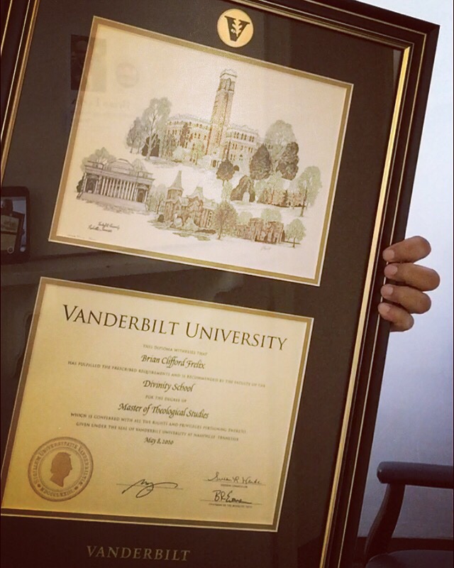 freeworld458's tweet image. Graduated with Honors on my Masters Thesis!  Who knew? 🤷🏾‍♂️ #3.8