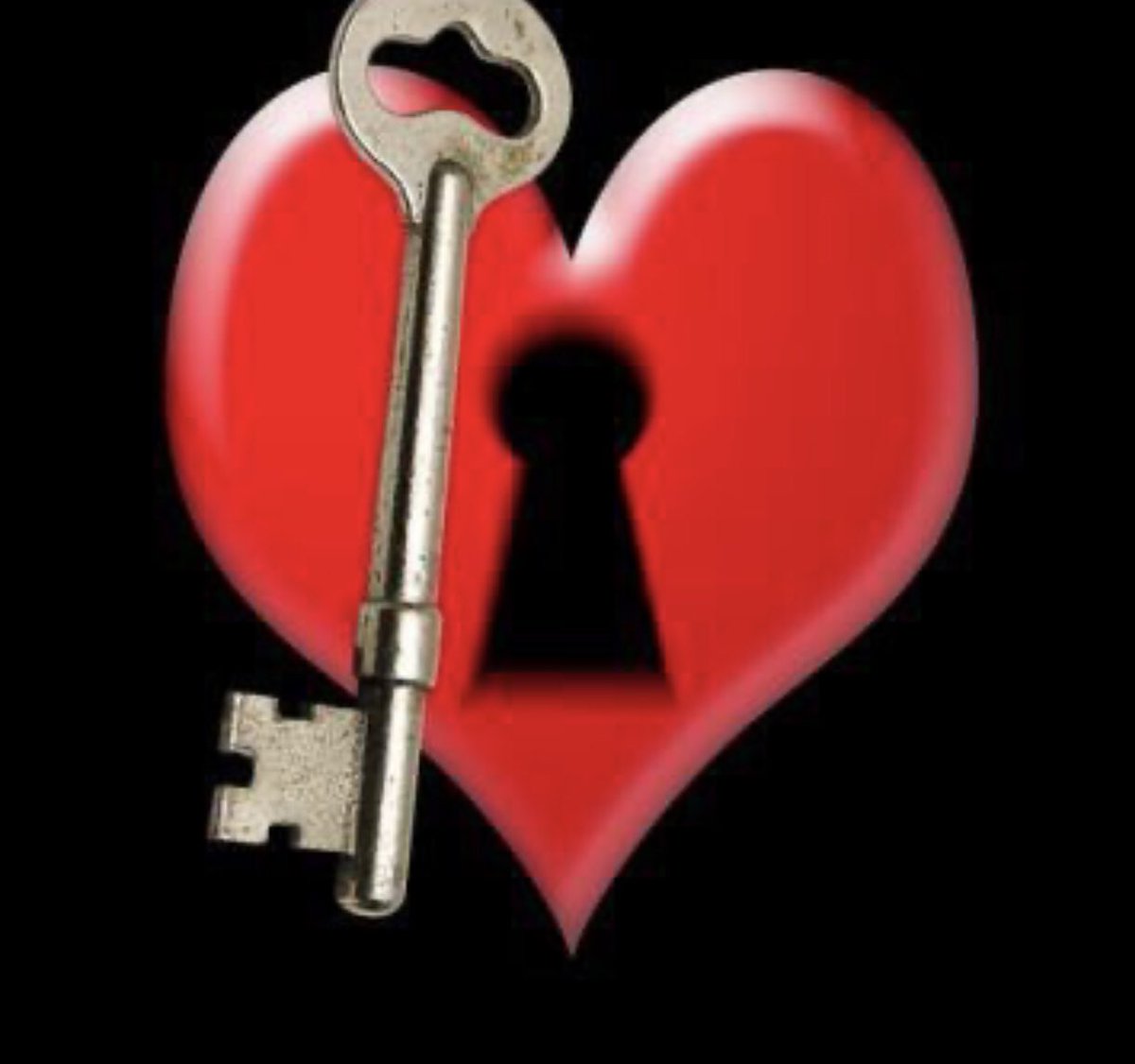 девушка со связкой ключей. подобрать ключ к сердцу. подобрать ключик к сердцу. «ключи к счастью». сердечко с ключиком.