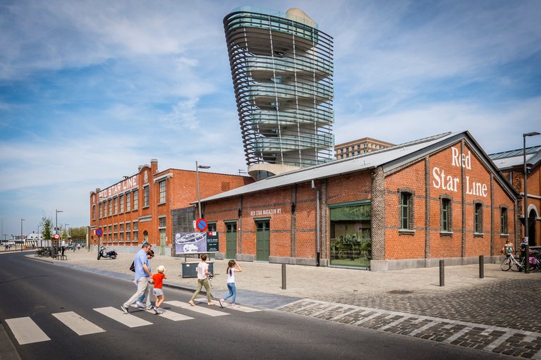Stad_Antwerpen's tweet photo. De stedelijke musea zijn op #Pinkstermaandag uitzonderlijk #open. 🖼️ Je moet #vooraf wel online een ticket kopen. 🎟️ Meer info ➡️https://t.co/1ckl0C7bJf https://t.co/H3CTfQdFb6