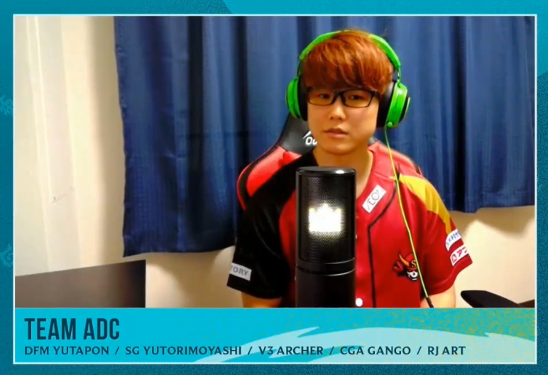 Runana_20's tweet photo. 優勝したから王冠？マイク

teamADC 優勝だ～

#LJL
#teamADC https://t.co/zxDfYPjpbJ