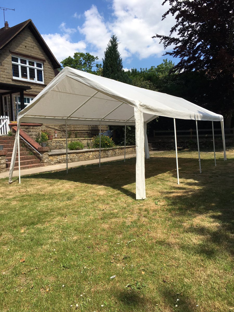 CavershamPrep's tweet photo. The marquee is up and ready in the school garden #CavershamPrepOutdoorLearning for our pupils #CavershamPrepYear6 to enjoy sitting in the shade #CavershamPrepFamily. https://t.co/3YvdmHKPR4