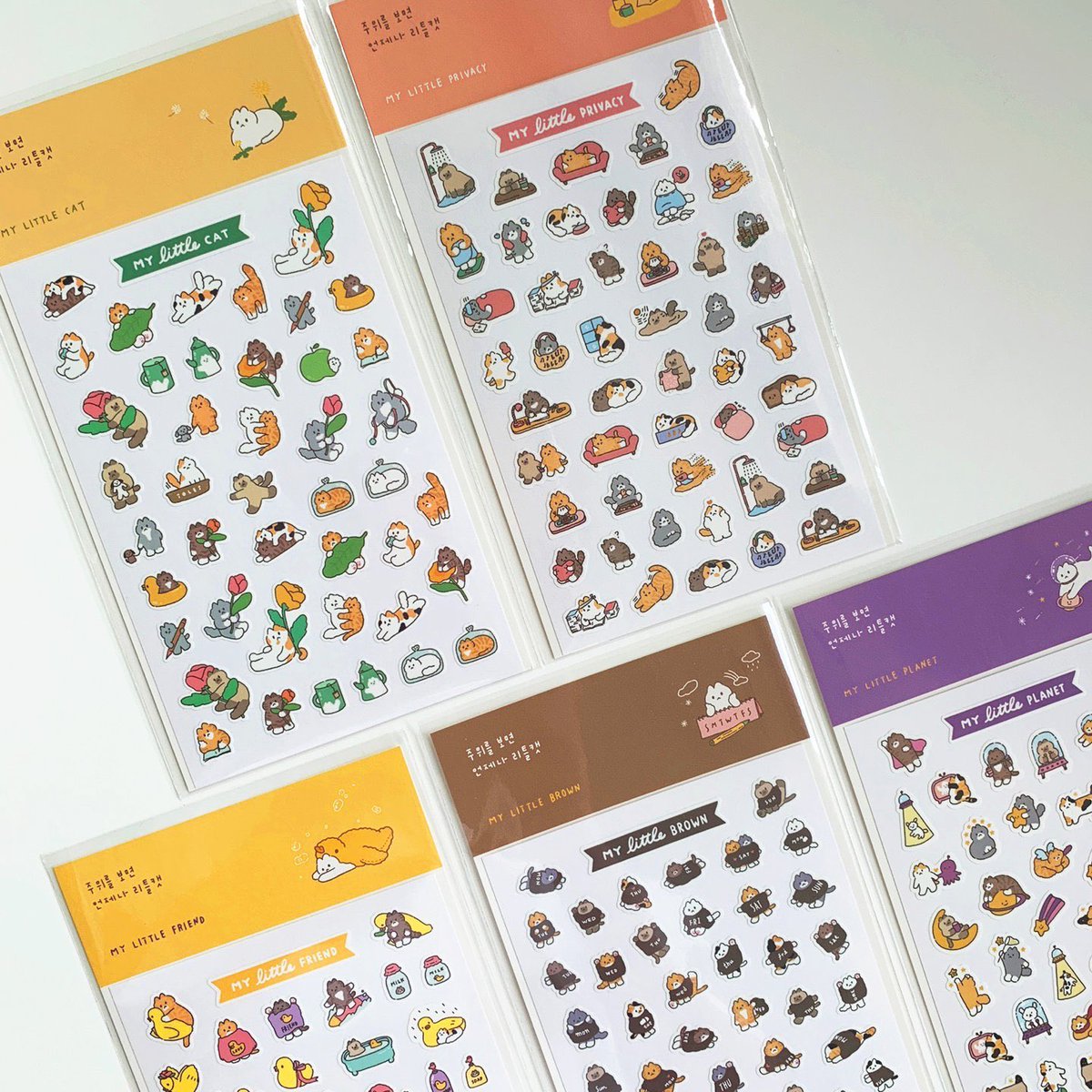 고양이빵팩 5 stickers, 2 postcards, 1 memo pad