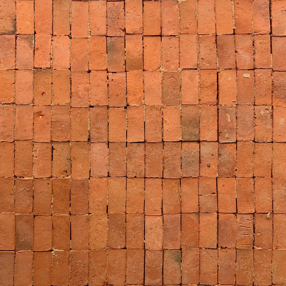 tdarqpy's tweet photo. #vu4b #TDA® #architecture #paraguay #2020 #structure #brick #ceramic #freespace #process #float #cantilever #apparent #matter #careful #selection #balance #ceilingdesign #scales #tectonic #brickarchitecture #bricksky #redckay #artesanal https://t.co/FwO0xDlZmm