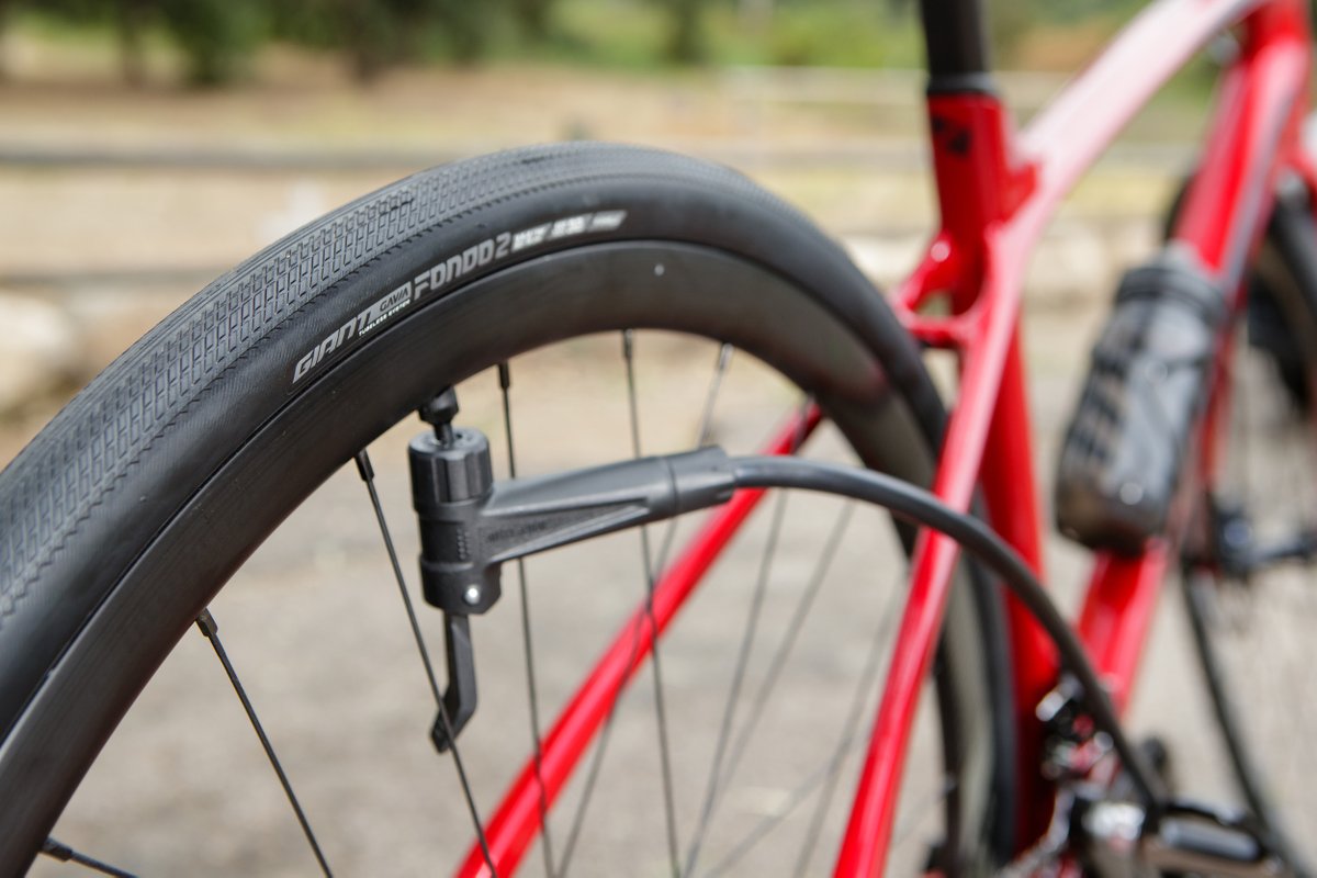 Giant UK & Eire (@giantuk) on Twitter photo Tubeless tyres offer many benefits including increased puncture protection & can be run at lower pressures than clinchers for a more comfortable ride. But don’t forget to change the sealant once in while!
Here Max from <a href="/GiantUK/">Giant UK & Eire</a> explains how to do this:
giant-bicycles.com/gb/news/mainte… Tubeless tyres offer many benefits including increased puncture protection & can be run at lower pressures than clinchers for a more comfortable ride. But don’t forget to change the sealant once in while!
Here Max from <a href="/GiantUK/">Giant UK & Eire</a> explains how to do this:
giant-bicycles.com/gb/news/mainte…