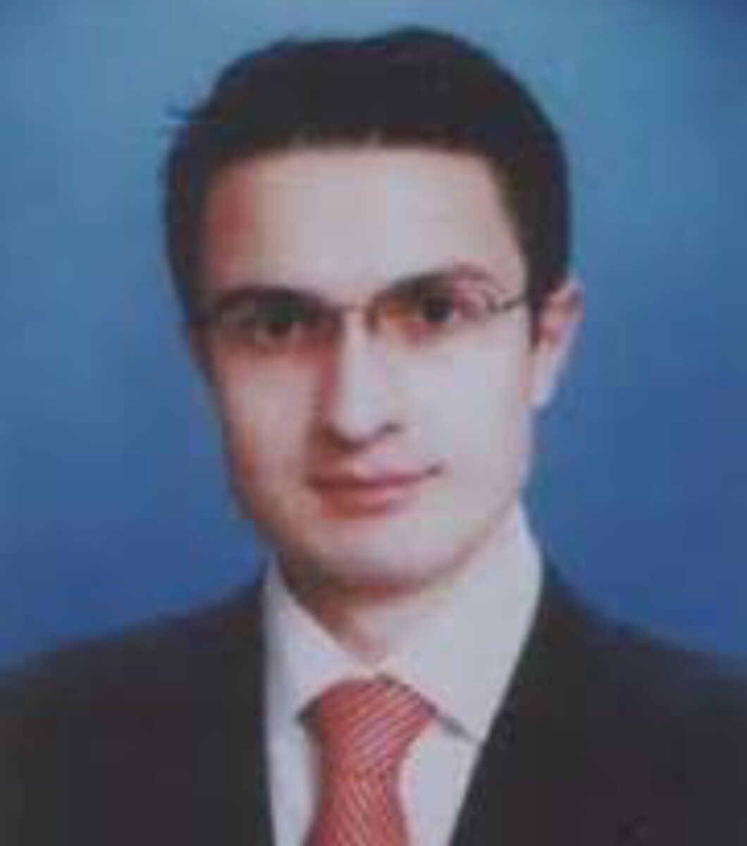 31 Mayıs 2003 tarihinde evliliklerinin ilk yılında seyir halindeki özel otomobilleriyle Fırat Nehri'ne yuvarlanan İliç Kaymakamı Yüksel Borazanoğlu ve eşi Neslihan Borazanoğlu’nu rahmetle anıyoruz.