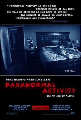 PARANORMAL ACTIVITYKatie dan Mikha, pasangan muda, berpindah ke kediaman pinggir bandar dan merasakan kehadiran kejadian seram. Mereka memasang kamera yang menangkap semua, suara dan kejadian seram di rumah.
