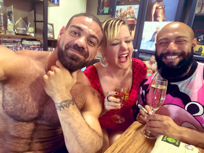 3 pic. Awesome night!!! #grabbyawards @rickylark1n @leoforteXXX @Falcon_Studios @TobyJMorris #timvalenti