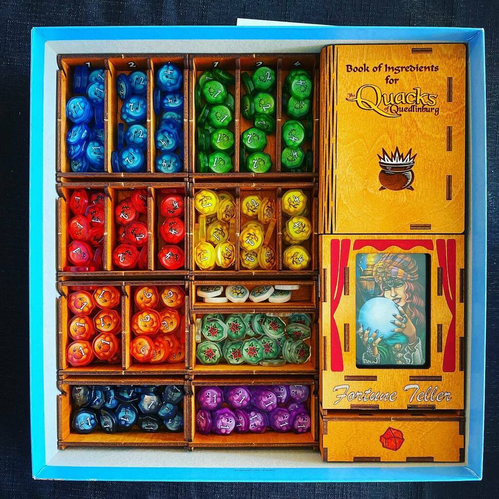 themeeplescope's tweet photo. More pics to follow - the gorgeous @meeplerealty insert for #QuacksofQuedlinburg with all the new @boardgamegeek #geekupbits - #boardgames #boardgame #boardgamegeek #boardgamenight #boardgamer #bgg #tabletop #tabletopgames #essen2019 #essenspiel2019 #i… https://t.co/xksLAQfady https://t.co/Lm10cYh2be