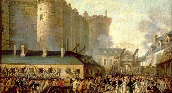 La Révolution était en marche et une milice bourgeoise se forma pour protéger Paris. Le 14 juillet, c'est la prise de la Bastille, prison royale et symbole du pouvoir absolu. Et la nuit du 4 août 1789, l'Assemblée abolit les privilèges féodaux. C'est la fin de l'Ancien Régime.