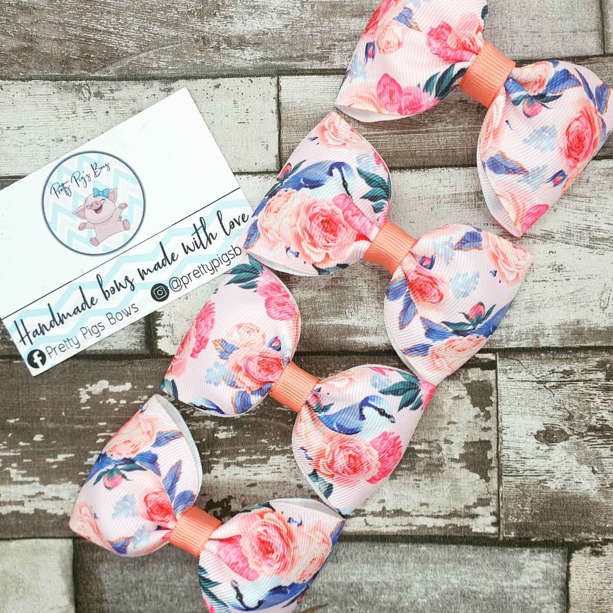 prettypigsbows's tweet photo. Restock day today
#restocking #Soldout #floralbows https://t.co/BP9N0IV7r6