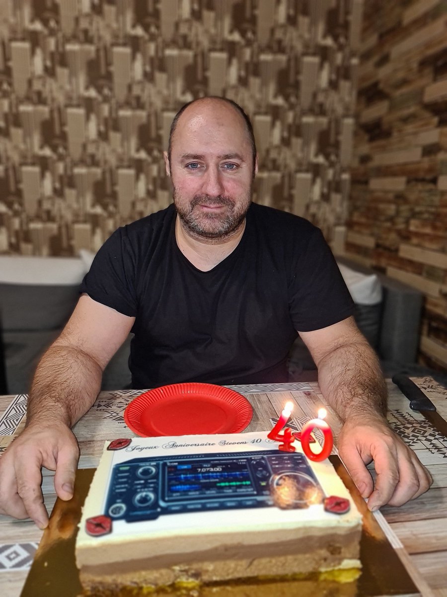 14ed666 Steven Gateau D Anniversaire Que Ma Femme A Fait Pour Pour Mes 40 Ans Icom