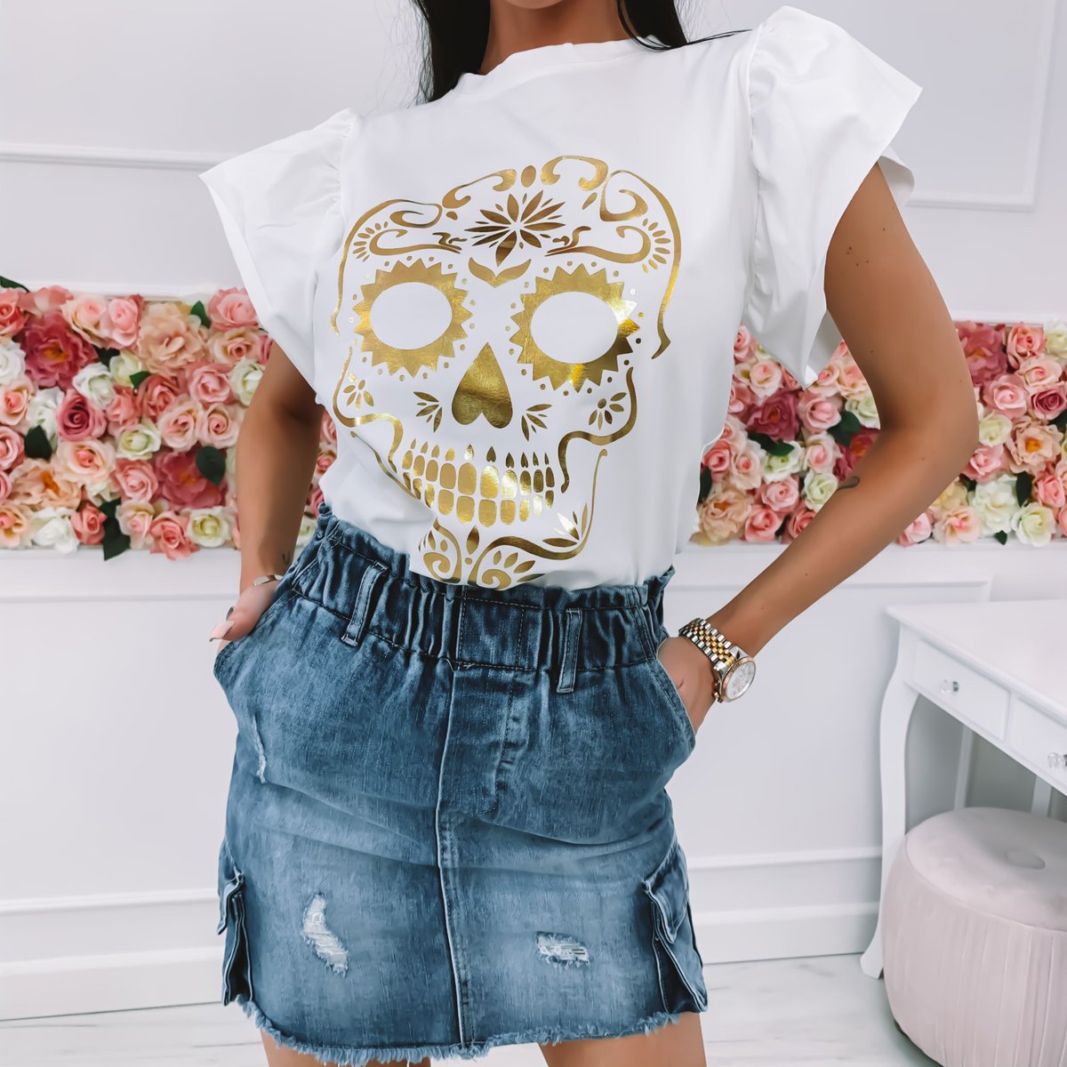 MolerinF's tweet photo. Kolejna nowość!
T-shirt Skull White!
#molerin #molerinfashion #fashion #butikonline #zakupyonline #musthave #butik #online #fashionlover #stylizacja #fashionpost #polishgirl #streetstyle #polskamoda #modnapolka #stylizacja #polishblogger #polishinsta #polskablogerka #blogerka https://t.co/2cI2txHg2q