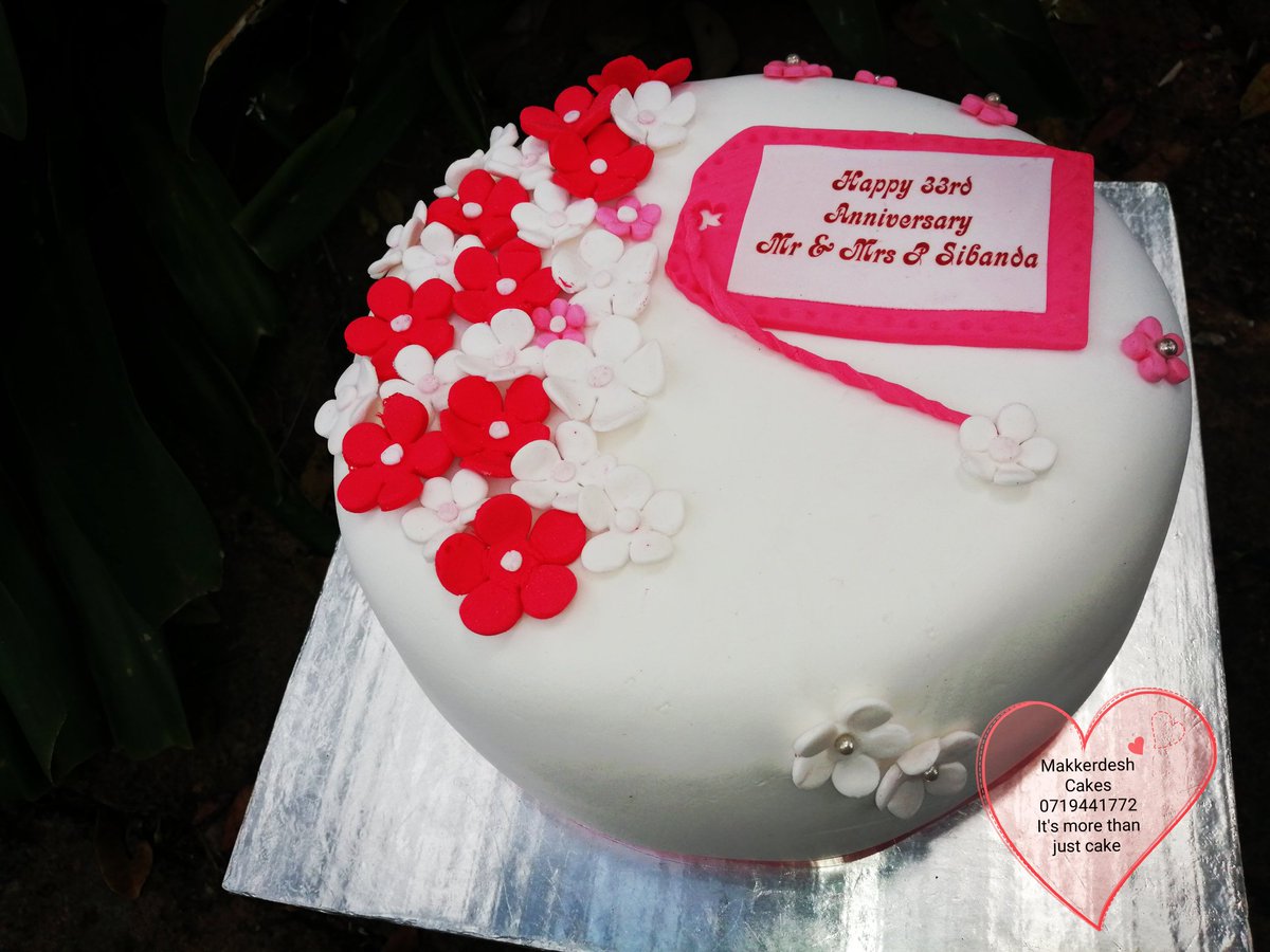 'It is only time that is capable of understanding how valuable love is' & it's more than just cake, it's a testament that love can last a lifetime❤️ Let us help you celebrate your loved one's today with a sweet treat
#cake #byocake #byobaker #anniversarycake #selfcollection