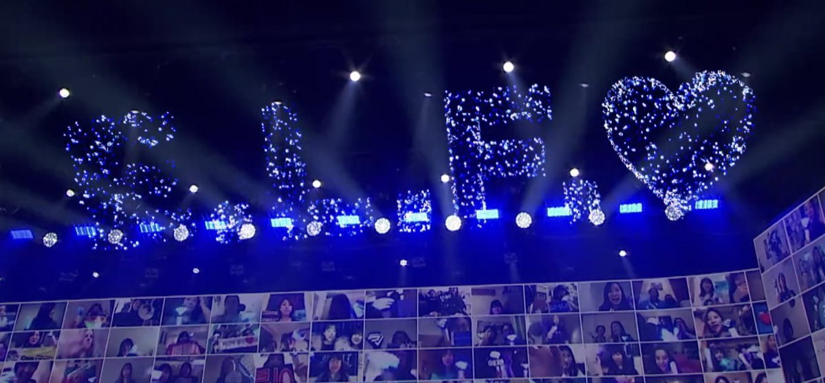 Kaomy's tweet photo. Estoy llorando como una magdalena. 😭🥺💙

LOS AMO MUCHO. 💙

#SUPERJUNIOR
#SUPERJUNIOR_BeyondLIVE 
@SJofficial https://t.co/756wHtVGFI