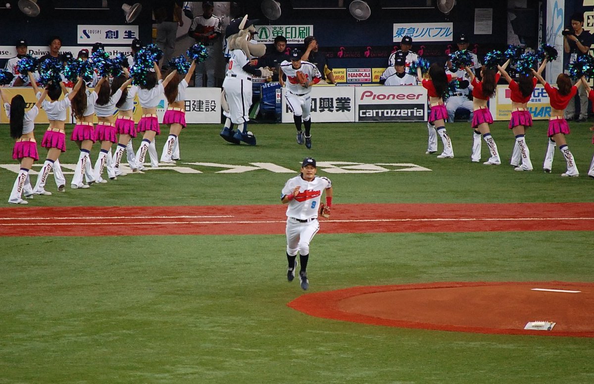 black_duke's tweet photo. 20130615 京セラドーム大阪
#坂口智隆
#bs2013 #bs2020
#kintetsubuffaloes
#Swallows
#女子のハートを根こそぎグッチ https://t.co/uWtwMliw4R