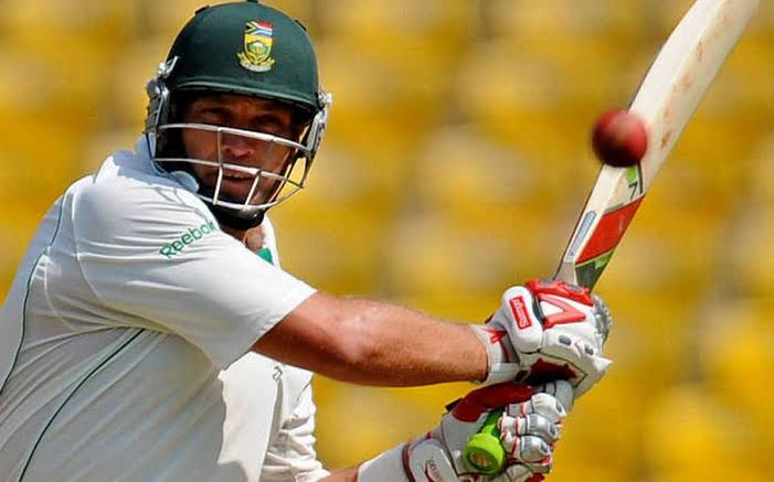 The Forgotten Warriors EP: 4Dec 29, 2010: Day 4: 8th over of the day. SA off to a cautious start. Kallis looks settled on 17(55). He hasn't let his guard down as yet since he knows that he is up against uncanny Indian pacer with "give it back" attitude. 