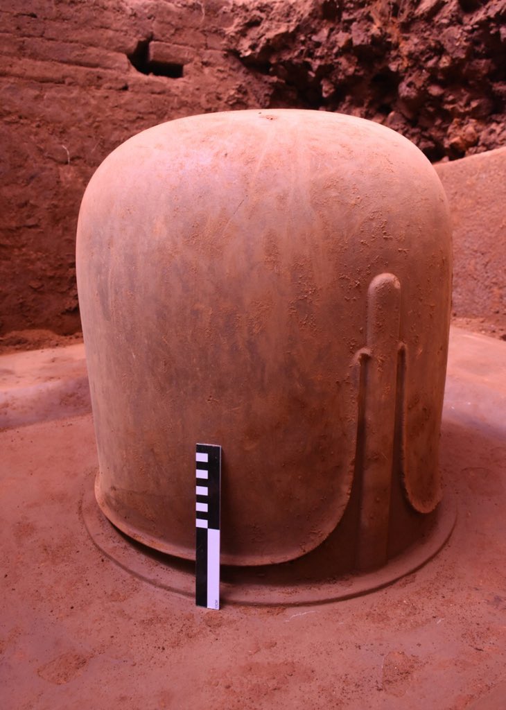  #Thread on  #shiva ligam found in  #Vietnam Recently.A Shiv Lingam, dating back to the 9th century has been unearthed at Cham temple complex, My Son Sanctuary in Vietnam, during a restoration work by the ASI.It is an 1100-year-old shiv ligam @ReclaimTemples  @DrSJaishankar