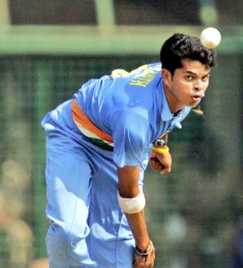The high'sThe last ODI vs Pak started the best 2 years of Sreesanth the bowler. He followed the good form in the series against Eng where he took his career best fig 6/55 at Indore. In the whites, he was soon our leading pace bowler after taking a 5-fer against Eng in Ind.