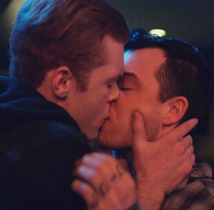 Gallavich_4eva's tweet photo. Plus he’s taken 😌 https://t.co/pkOpyIUNgQ