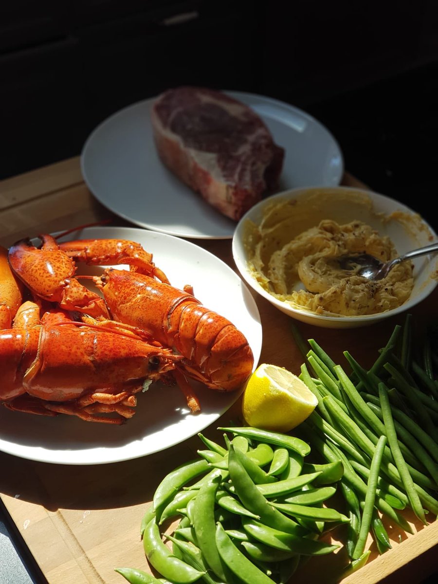 wayne19731961's tweet image. Lunch prep underway. Yum