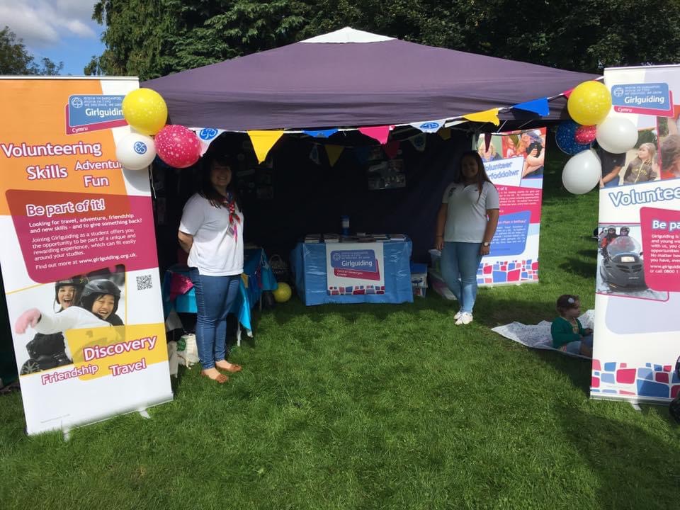 GirlguidingCG's tweet photo. ⭐️Who is missing seeing us at events?⭐️
We are missing meeting new friends and old friends.  
Remember to stay safe and we will see you all soon 😊 
#girlguidingcg #staysafe https://t.co/RbX6TPsElh