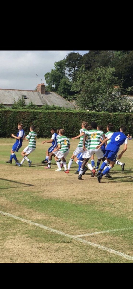 LiveLikeAProUK's tweet photo. Thx #TFA for your continued support @LiveLikeAProUK and referees @AllenLe46467048 and #DaveHarding ...... @FoothillsSoccer @TorquayAcademy @ChrisHogg9 @LeonHapgood @tucks78 ππππΌππΌ https://t.co/dGvnTn9sbN