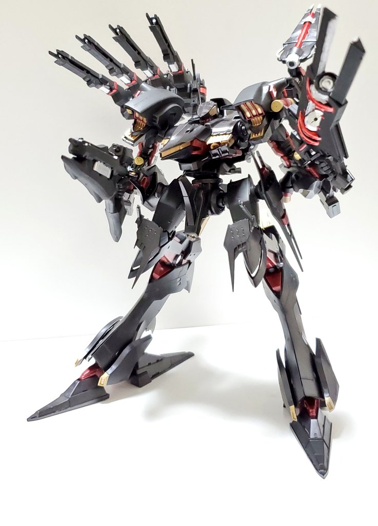 大佐 アンサングの部分塗装したよー 黒 逆関節 かっこいい アーマードコア コトブキヤ