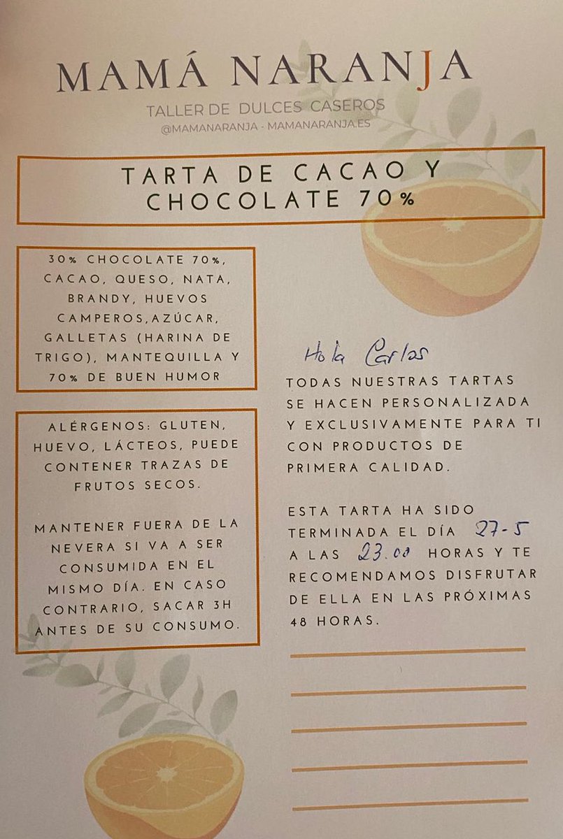 Ayer rematamos la comida con esta tarta de cacao y chocolate 70% que me envió amablemente <a href="/MamaNaranja/">Mamá Naranja</a>. Triunfó.