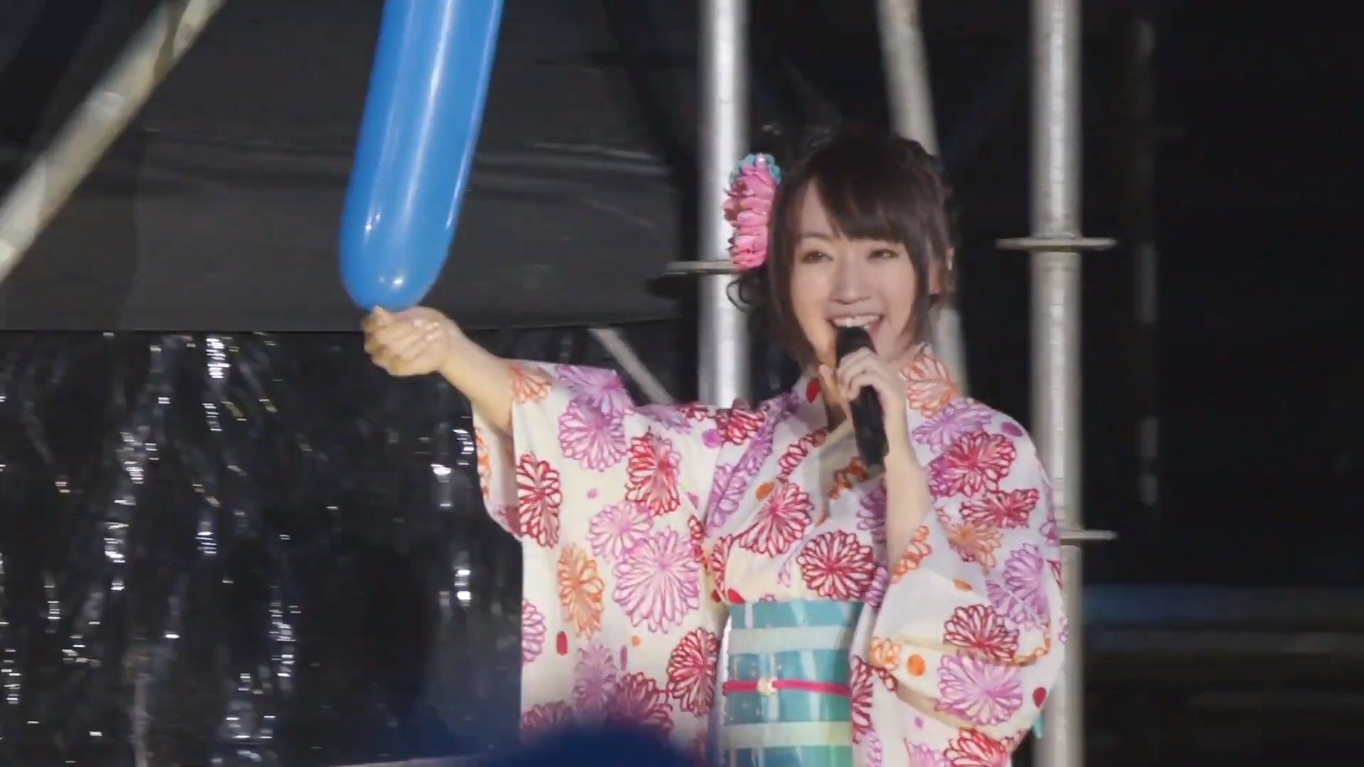 水樹奈々 着用 浴衣 水樹奈々さん着用 そしてゆめ 果実柄 浴衣 - メルカリ