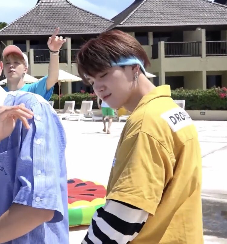 📷Airplane pt.2 (summer) #SUGA