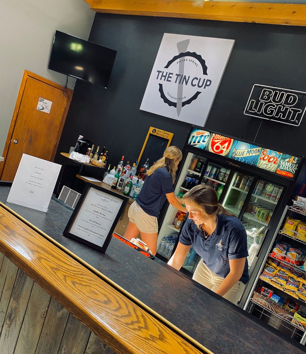SilverSpring_GC's tweet image. Silver Spring Golf Club is open for business!

The Tin Cup bar is fully operational and ready to serve up some delicious drinks and tasty food! There is also beverage cart service available on the courses. 

Can't wait to see you all soon! Happy golfing! ⛳️