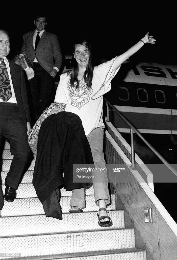 Some foreign citizens were also tortured, including Dr Sheila Cassidy, shown here arriving back in the UK after being released in Dec 1975. Dr Cassidy is interviewed in “Nae Pasaran”.   #resist  #StopFascism  @naepasaran