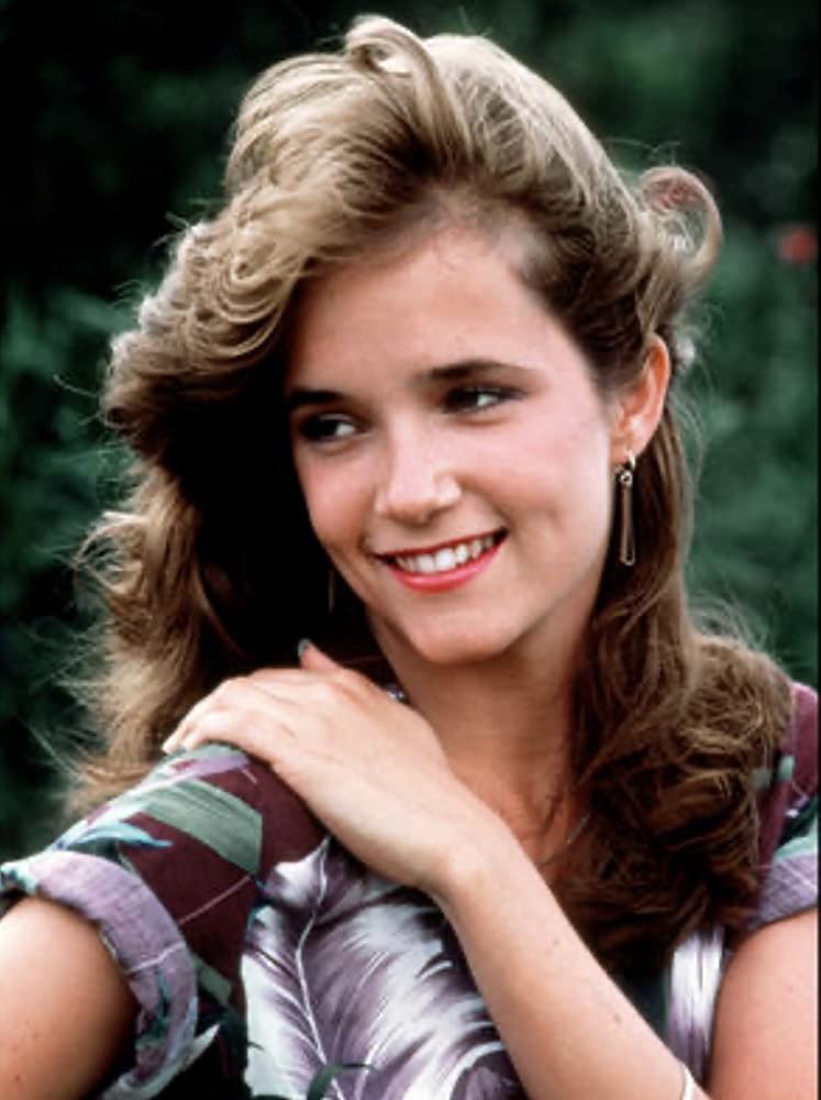 Happy birthday to Lea Thompson!!! 