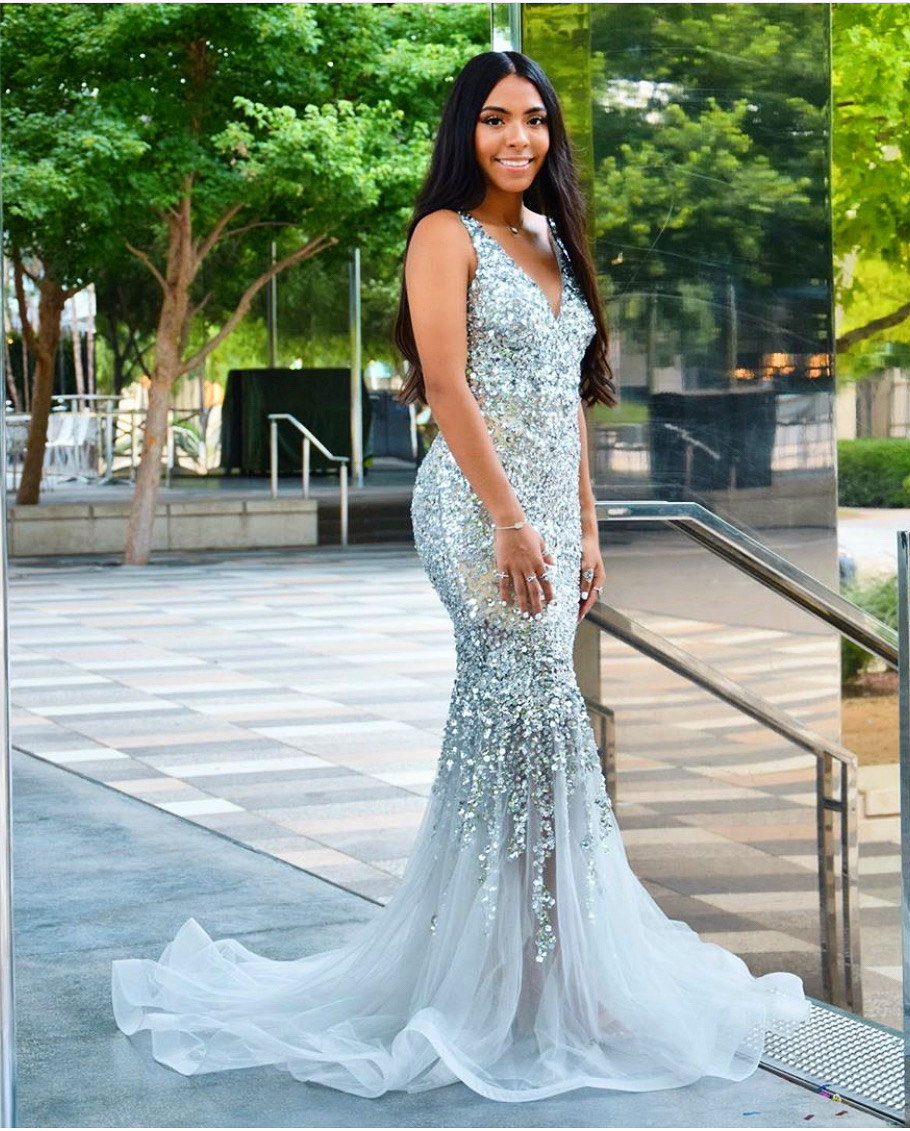 JaszCouture's tweet photo. Congratulations to @emilydalarcon you look stunning in our #Jasz dress. We celebrate you today! 💗👑🎀
.
.
💅🏼Dress Purchased at: @whatchamacallitboutique
.
.
📸Photo Courtesy of: @emilydalarcon https://t.co/cs0ahjOMtE