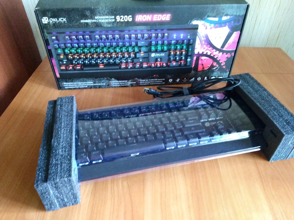 PGJamesRocket's tweet photo. Протестировал Клавиатуру OKLICK 920G Iron Edge Black
Механика на свитчах outemu blue, 104 клавиши, абс пластик кейкапов, статичная RGB подсветка.
#hardware #device #keyboard #china #games #pc #mechanical https://t.co/fSy0ZUx0XE