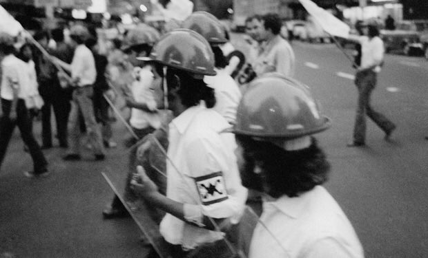 One of the tools of this campaign was the fascist paramilitary group “Patria y Libertad” (“Fatherland & Liberty”) which mounted aggressive street demonstrations and even attempted a premature coup in June 1973.   #Chile  #StopFascism  #ToriesOut  #resist