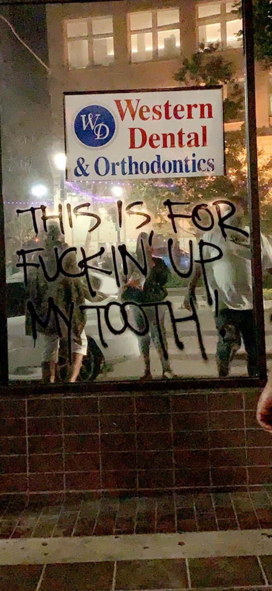 DToppInc's tweet photo. Would you rather have a 1-star review posted on @Yelp or a 1-star review spray painted on the side of your office building? 🤔😐🤦‍♂️ https://t.co/BXn1LgiXu2