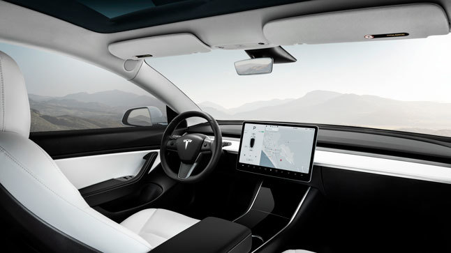 ProAndroid's tweet photo. Lo de SpaceX y Tesla es tan next-level 🤯 https://t.co/iIgtfU34ge