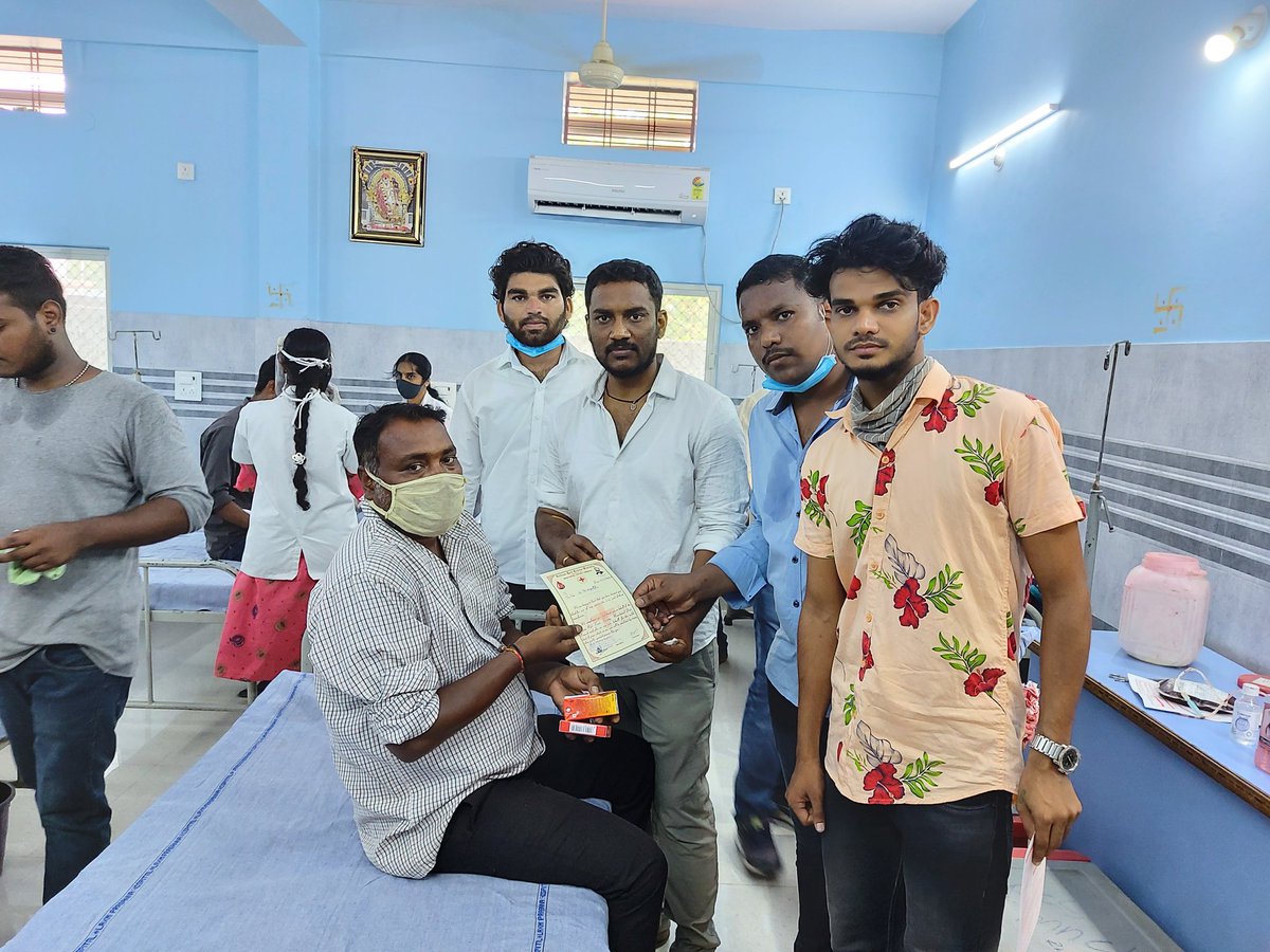 SaajanSidhams's tweet photo. With Inspiration of our beloved Leader @RaoKavitha garu conducted Blood Donation Camp in #Bellampalli Thanks to @ChinnaiahMla garu for all the support in making Blood Donation camp A Huge Sucess Thanks to all jagruthians for making Blood camp A Huge success https://t.co/0OjY1KWnJ5