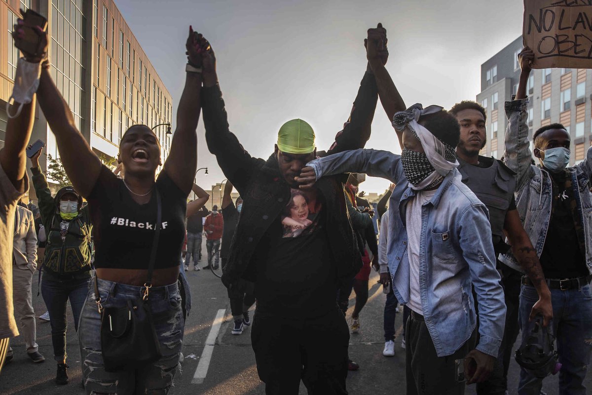 Minneapolis, Philadelphia, L.A., Louisville…via  @nytimes:  https://www.nytimes.com/interactive/2020/05/30/us/police-protest-photos.html