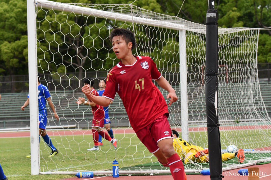 rits_beyond's tweet photo. 明日のBeyond は男子サッカー部3回生の明比友宏さんです！

高校時代はプレミアリーグで得点王になる活躍を見せた明比さん。

サッカーにかける思いと男子サッカー部について語っていただきました！

#Beyond  #立命館大学AVA #立命館 #体育会 https://t.co/dpFTWOZ0tI