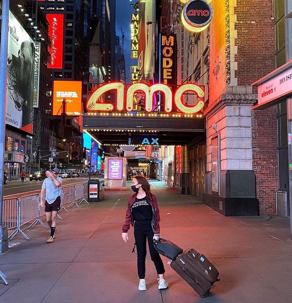 workandtravel's tweet photo. 📣Summer Work&amp;Travel 2020 students are already in the USA 🇺🇸🎊

📍From Russia 🇷🇺
📌Will work as a front desk at Mt. Olympus in Wisconsin Dells, WI
.
Wish you luck and enjoy your time in America 🇺🇸
.
#workandtravel #workandtravelj1 #workandtravelusa #savej1 #j1visa https://t.co/vjoR8OhFmi